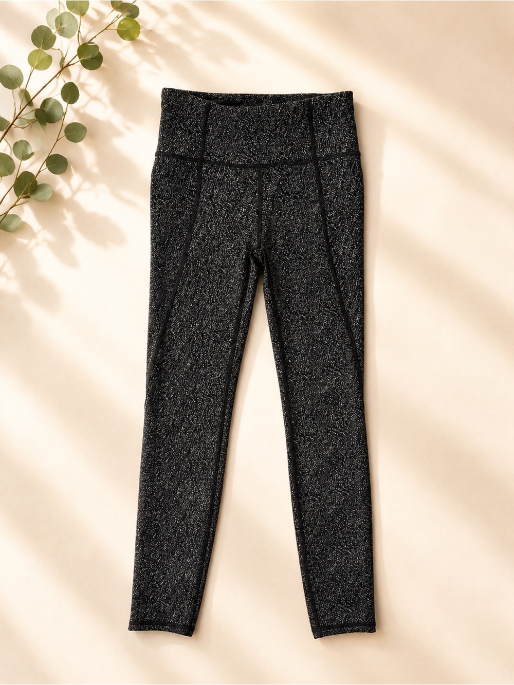 Athleta Lightning Static 7/8 Tight XS Black White High Rise Leggings